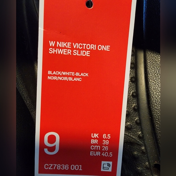 Womens Nike Victori One Shwer Slides - Picture 4 of 5